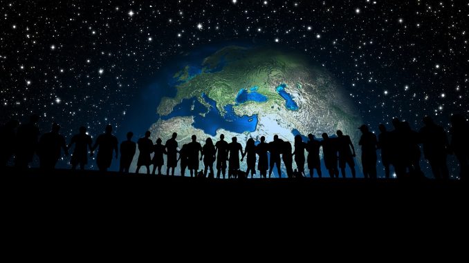 human-5249576_1280