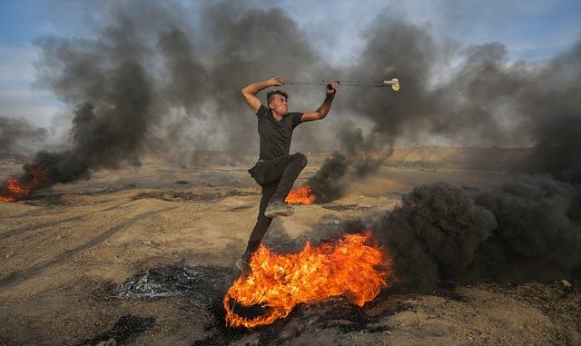 burning-6860627_640